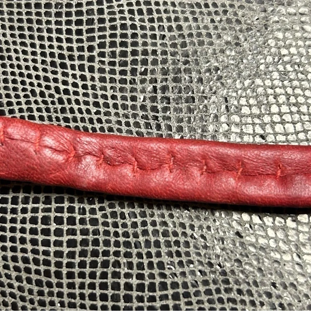 Traditional Sámi Red Leather Bracelet
